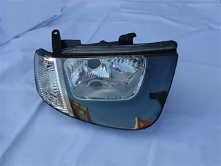 SEMIOPTICA DER MITSUBISHI L200 2WD 06 (MAN) DEPO