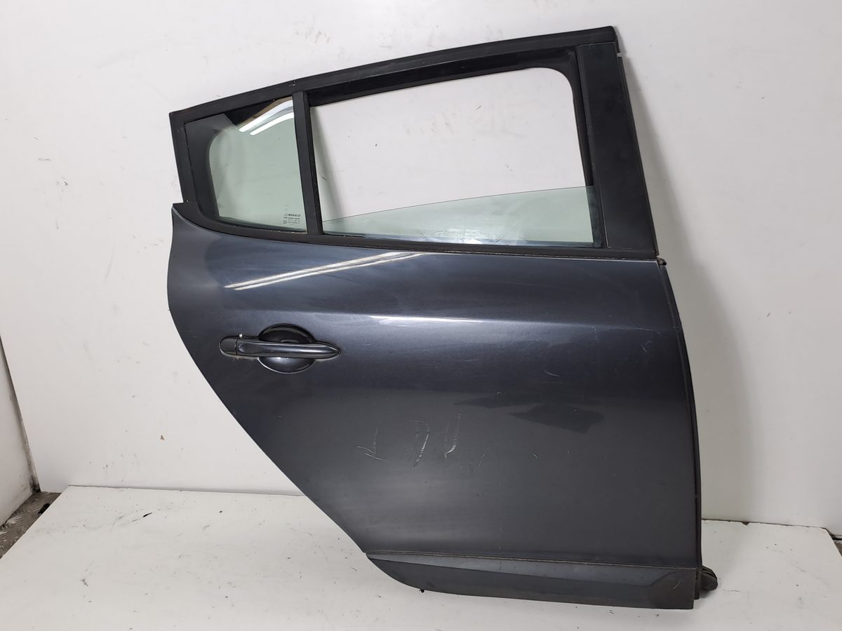 Puerta Trasera Derecha Renault Megane Iii Berlina 5 P 2008-2016 Dynamique