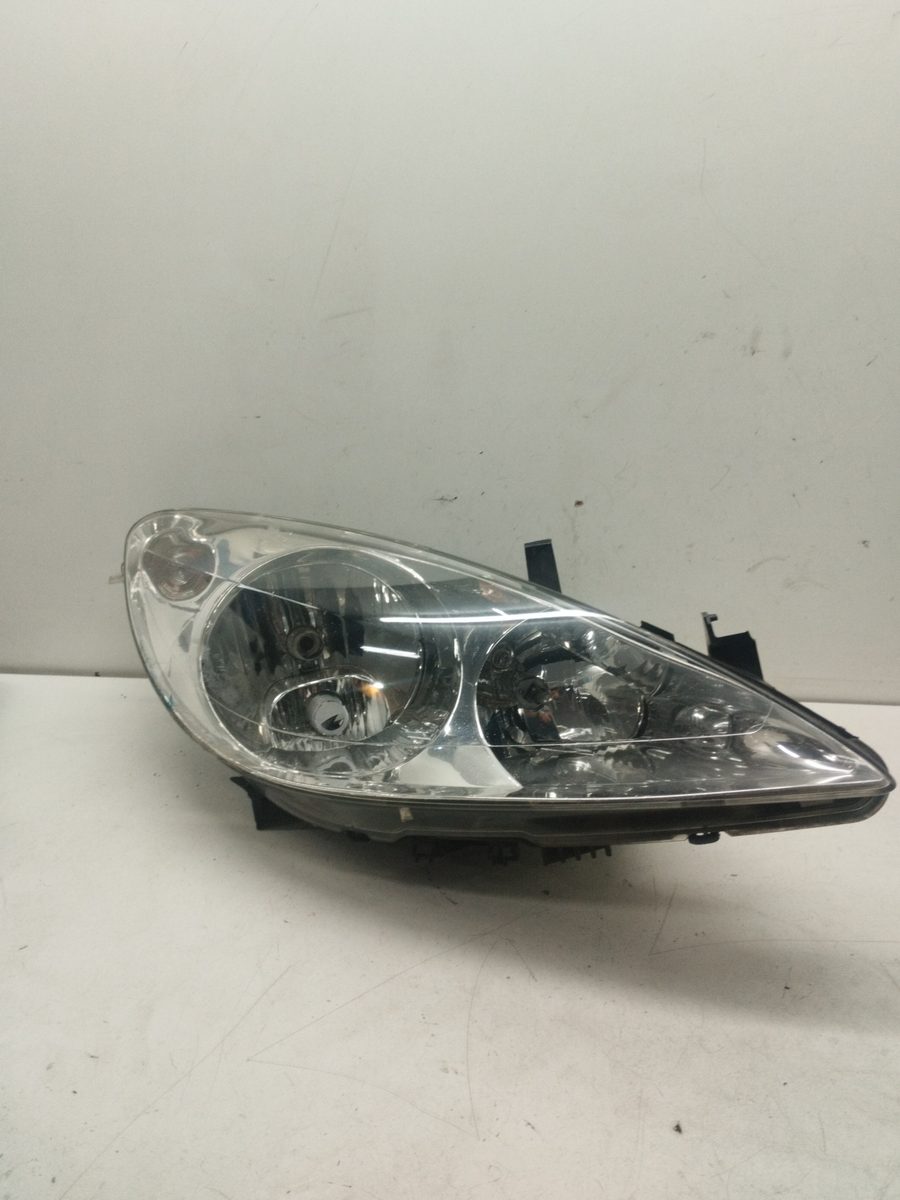 Faro Delantero Derecho Peugeot 307 (S1) 2001-2005 XR 9641615680