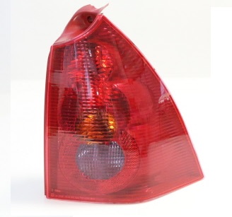 Faro trasero derecho