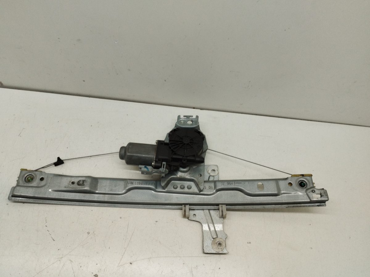 Alza Cristal Delantero Derecho Electrico Peugeot 207 2006-2012 XS 9681182280