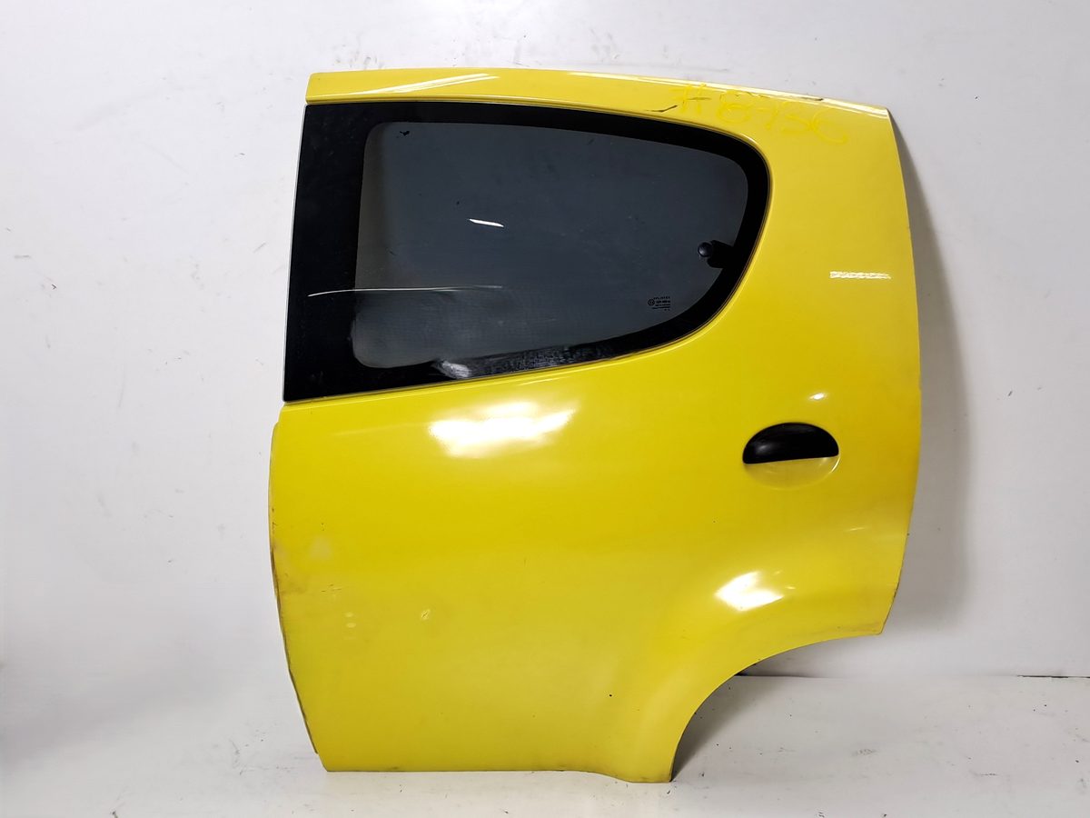 Puerta Trasera Izquierda Peugeot 107 2005-2014 Básico