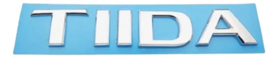Emblema Nissan Tiida
