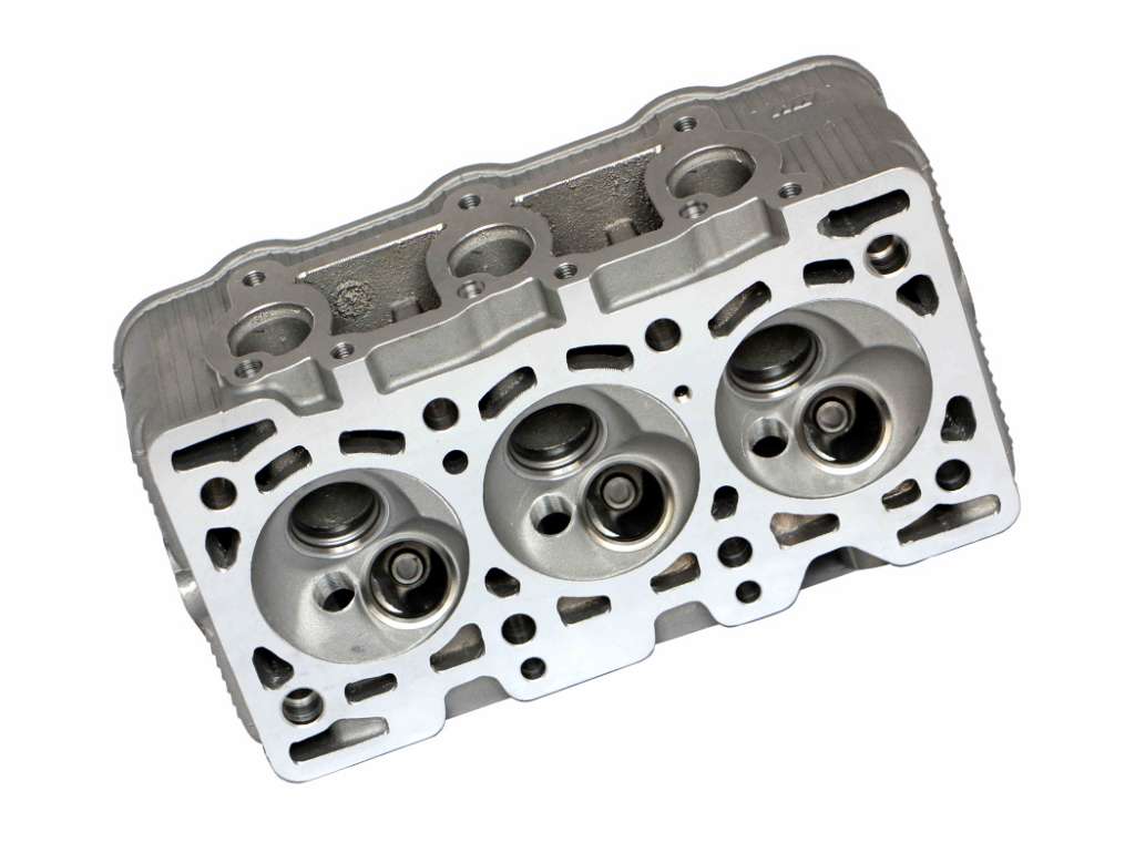 TAPA CILINDRO SU MARUTI/ALTO 3 CILINDROS F8B