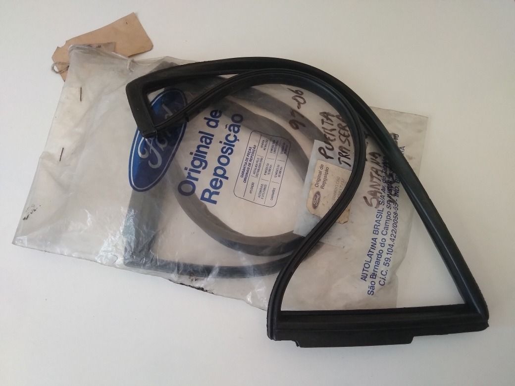 Burlete Vidrio Puerta Trasera Vw Santana Ford Versailles Izq