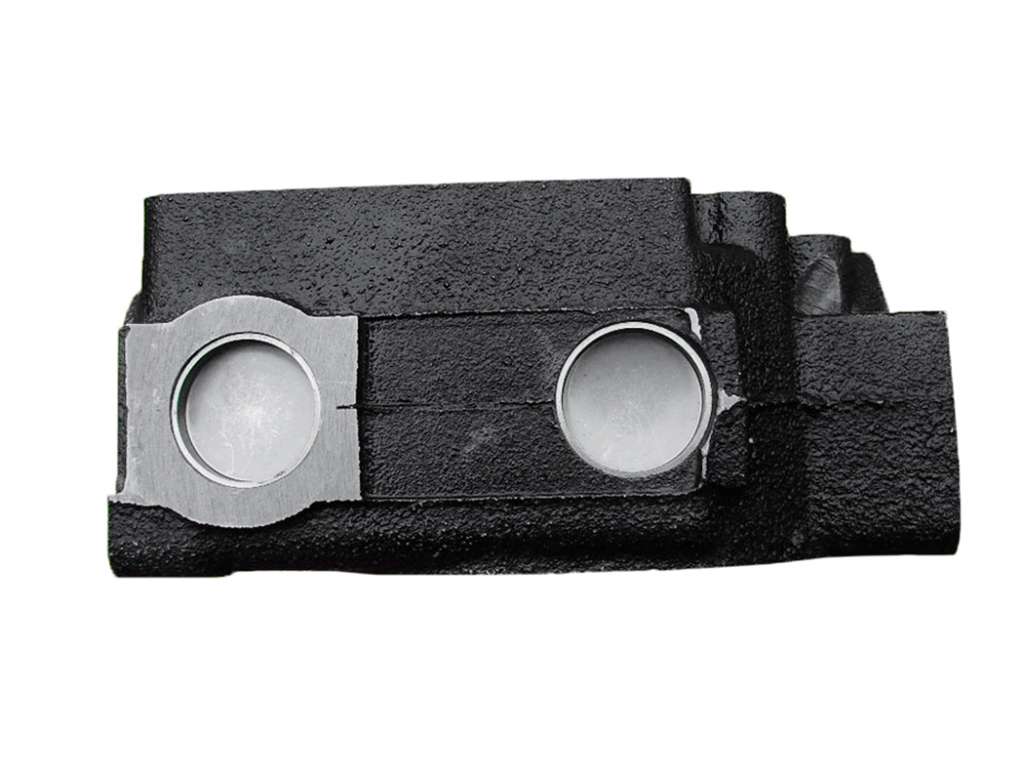 TAPA CILINDRO NI D21 TD27 INYECTOR 20MM