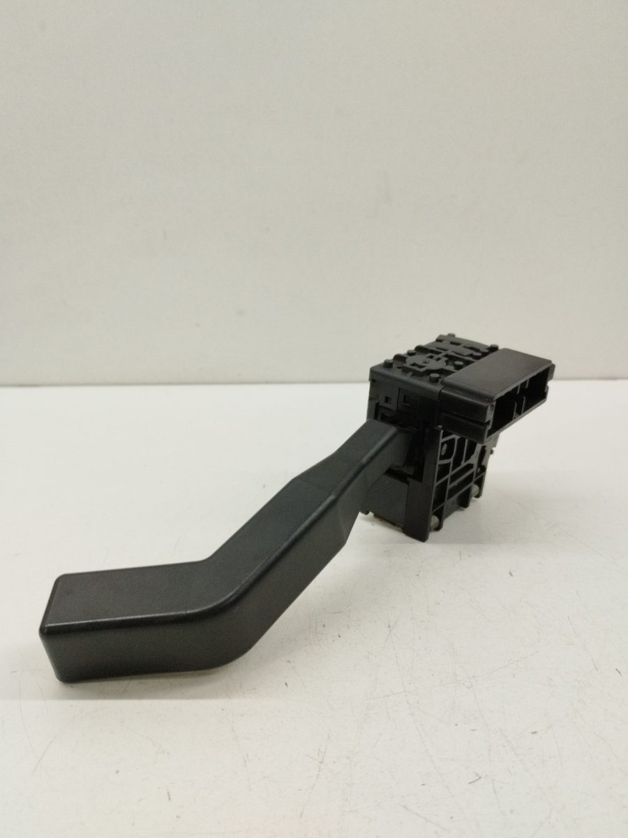 Llave Limpiaparabrisas Renault 19 Hatchback (B/C53) 1988-Actualidad 19 TXE 1.8L 66kW