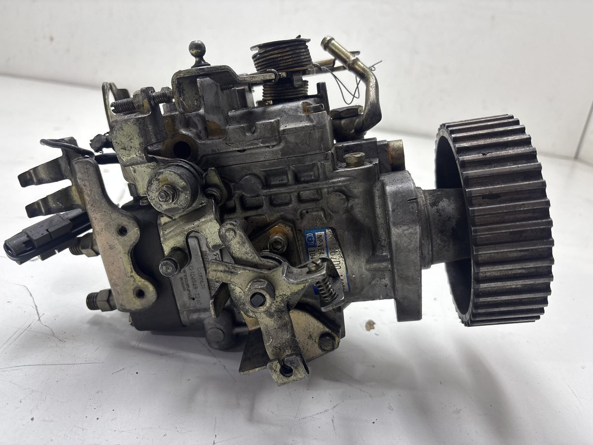 Bomba Inyeccion Nissan Vanette Cargo (HC23) 1995-Actualidad Familiar (8 asientos)