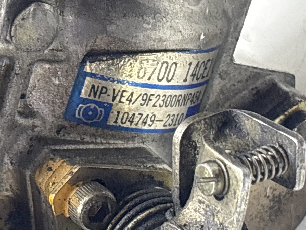 Bomba Inyeccion Nissan Vanette Cargo (HC23) 1995-Actualidad Familiar (8 asientos)