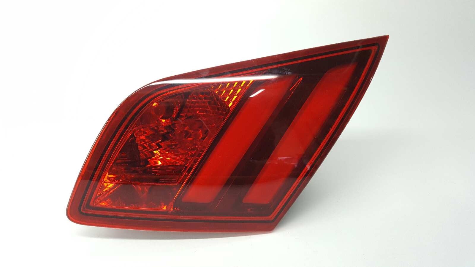 Faro trasero interior derecho