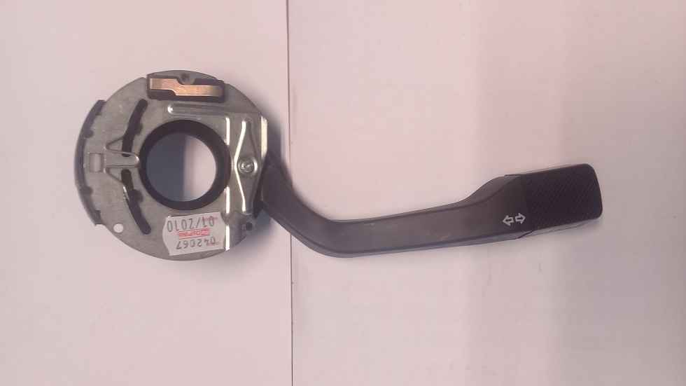 LLAVE LUCES VW SANTANA 91