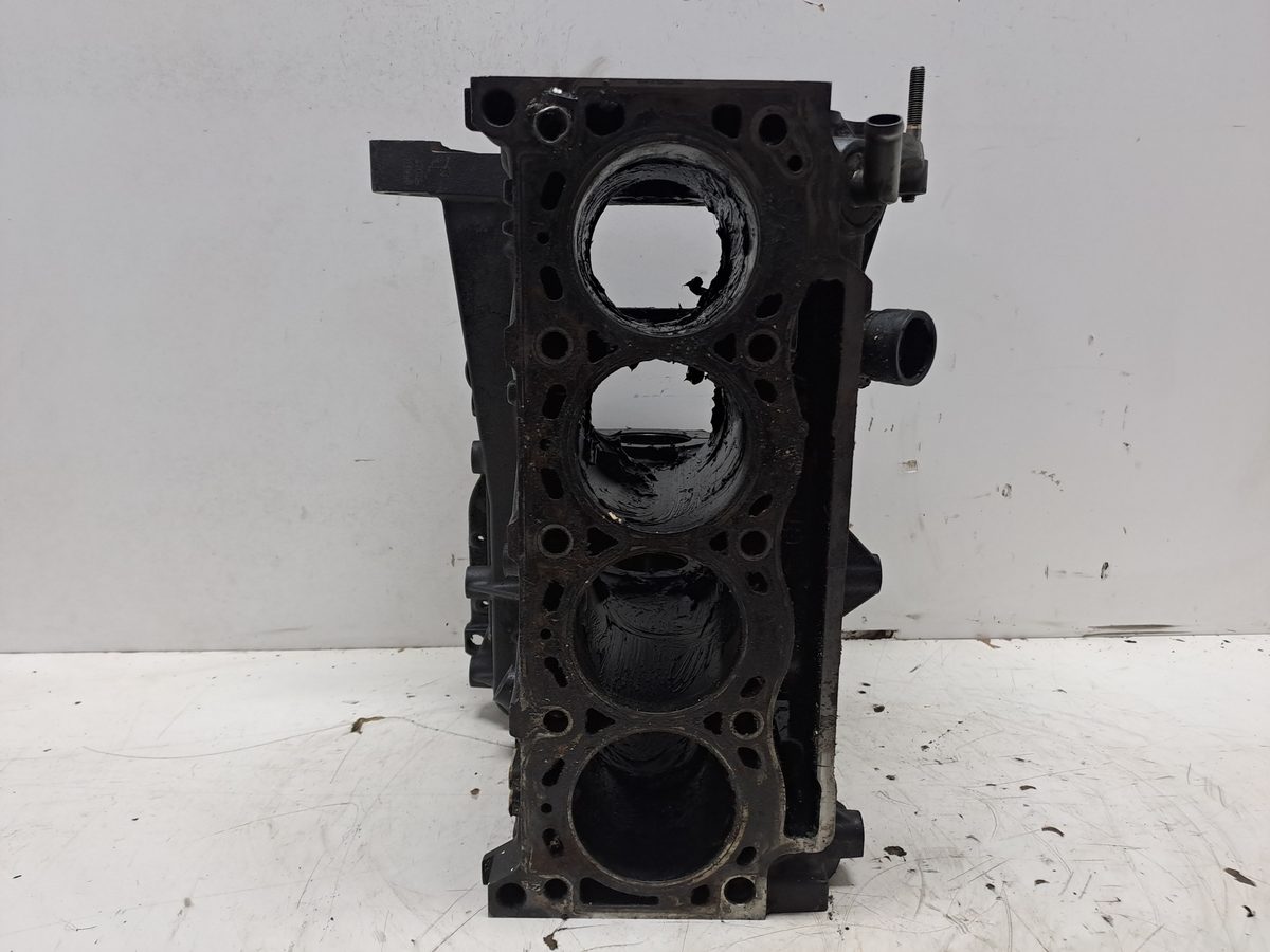 Block Renault Laguna Ii (BG0) 2001-2007 1.9 dCi Diesel 1.9L 88kW F9Q