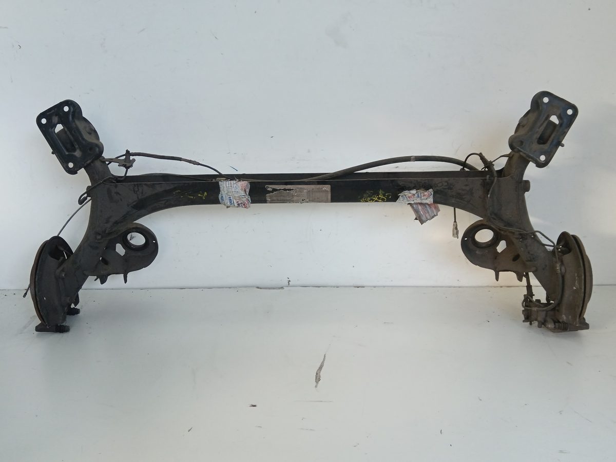 Puente Trasero Citroën C4 Berlina 2004-2011 1.6 HDi CAT (9HY / DV6TED4) 1.6L 80kW