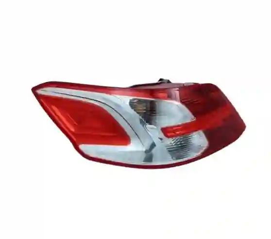 Faro trasero izquierdo