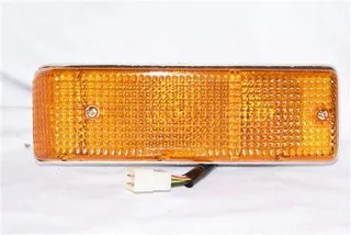 Faro de paragolpes delantero derecho
