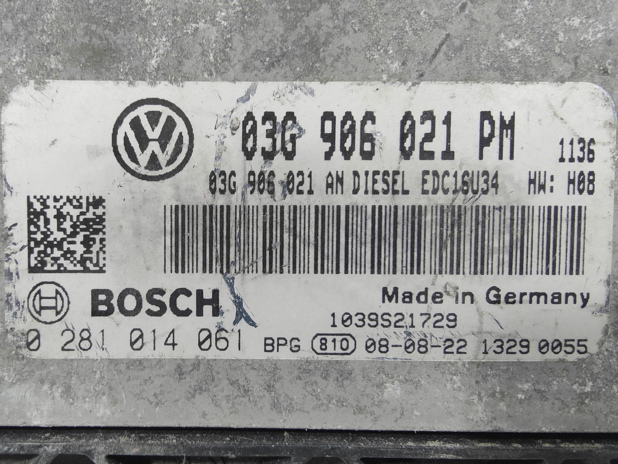 ECU de motor Volkswagen GOLF MK5 1.9 TDI , Ref: 8114-K3B3