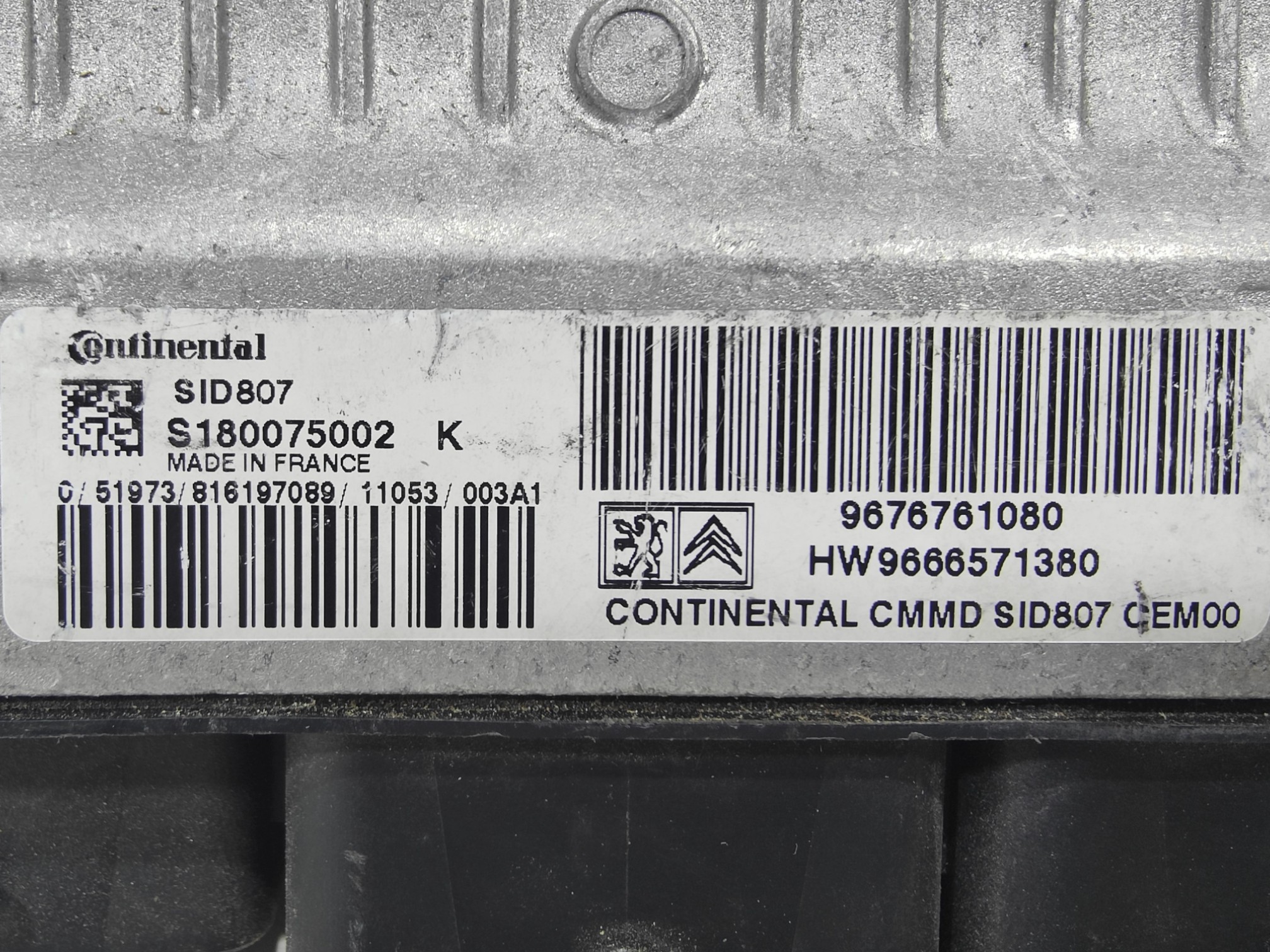 ECU de motor Peugeot 3008 1.6 HDI , Ref: 8300-K3B11