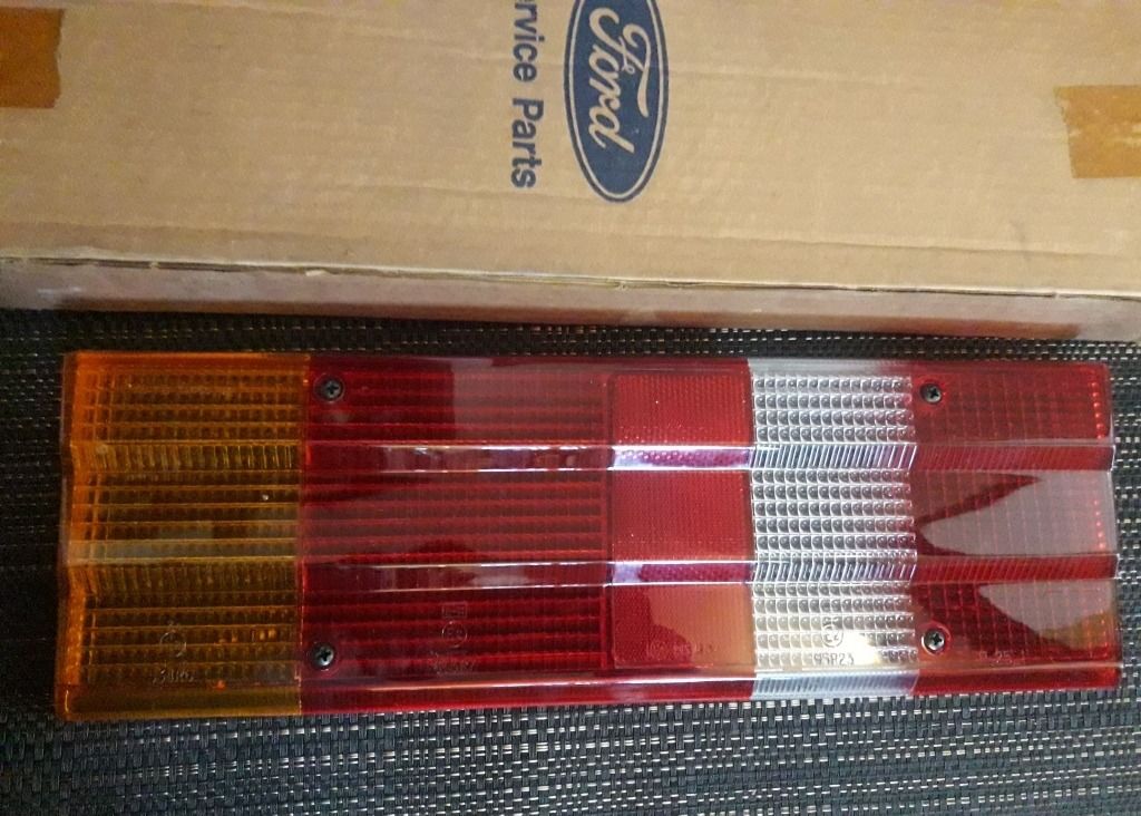 Acrílico Faro Ford Capri Mk3