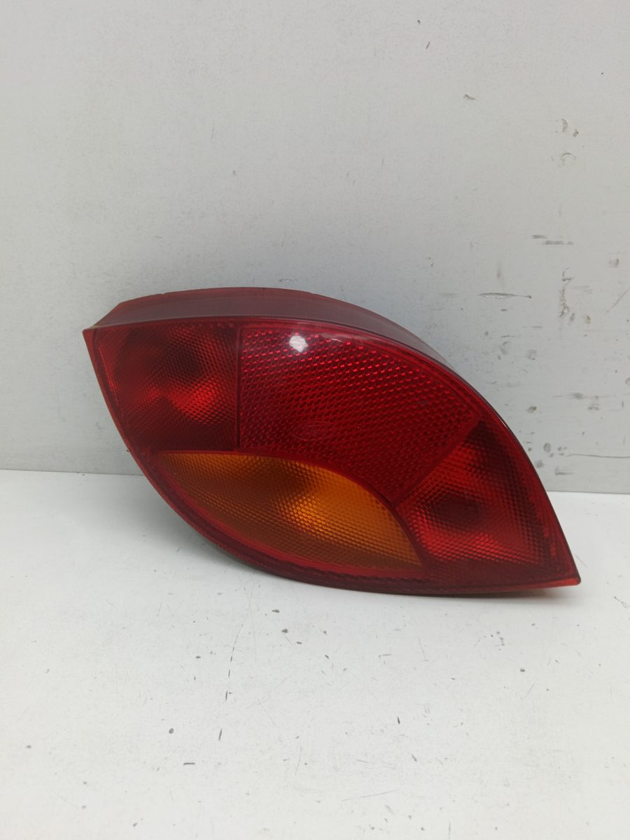 Farol Trasero Izquierdo Exterior Ford Ka (CCQ) 1996-2008 KA 1