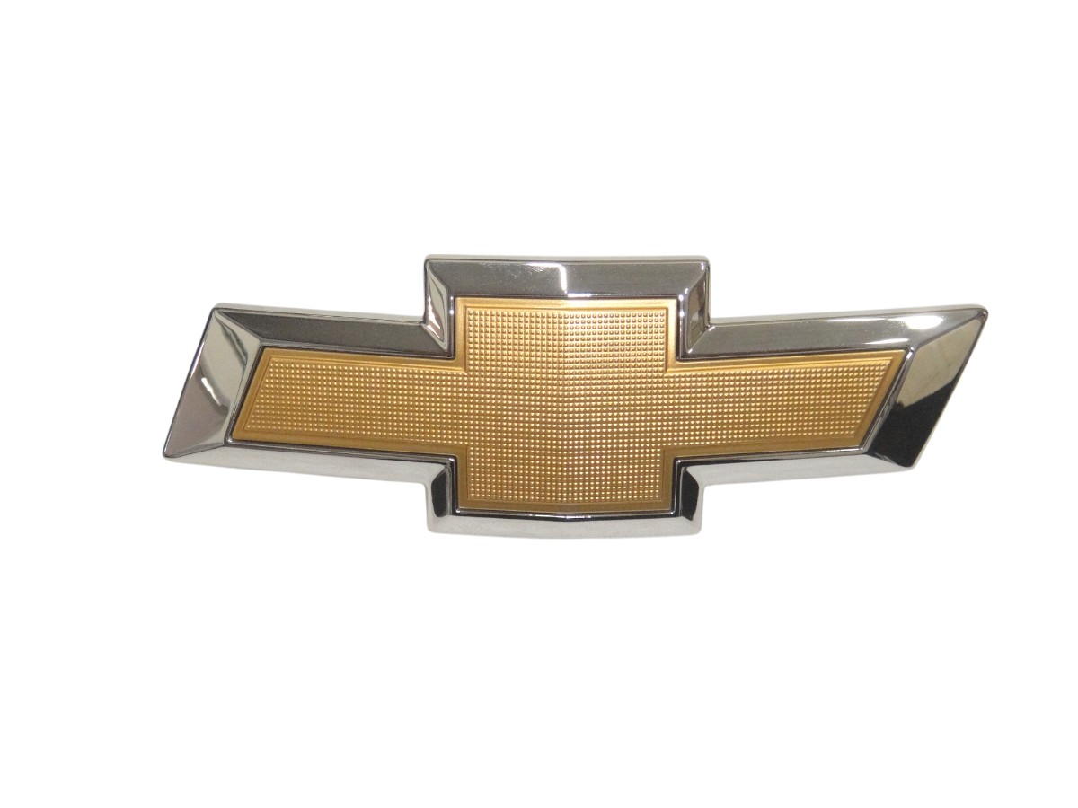 EMBLEMA DE CARETA CHEVROLET ONIX PLUS LS 2020/