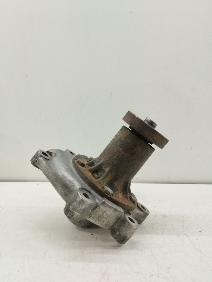 Carcasa De La Bomba Agua Mercedes-Benz Clase E (W114/W115) Berlina R6172010501