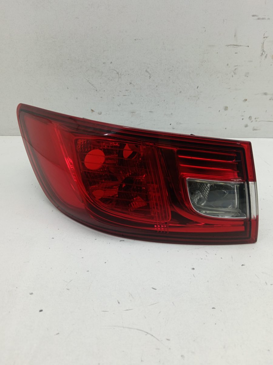Farol Trasero Izquierdo Exterior Renault Clio Iv 2012-Actualidad Authentique