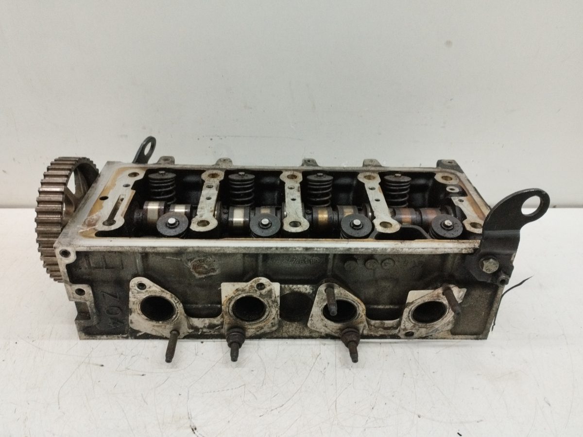 Tapa De Cilindros Citroën Saxo 1996-2000 1,4 1.4L 55kW 9627748110