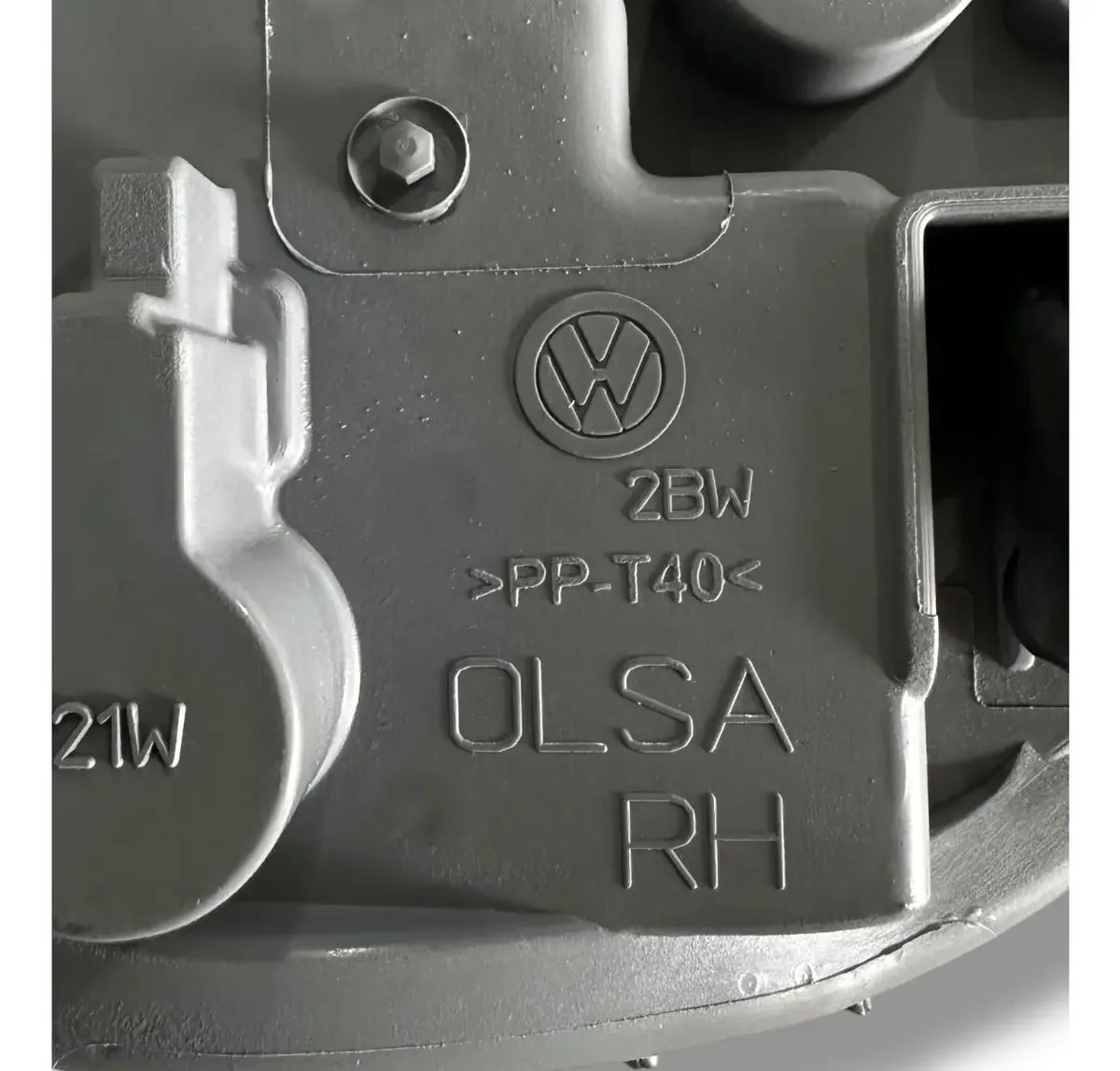 Circuito / Soquete de Faro Trasero Derecho Volkswagen Saveiro G7/G8 2017–2022 – 5 Pines