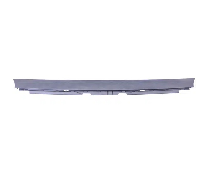 Moldura de paragolpes delantero superior