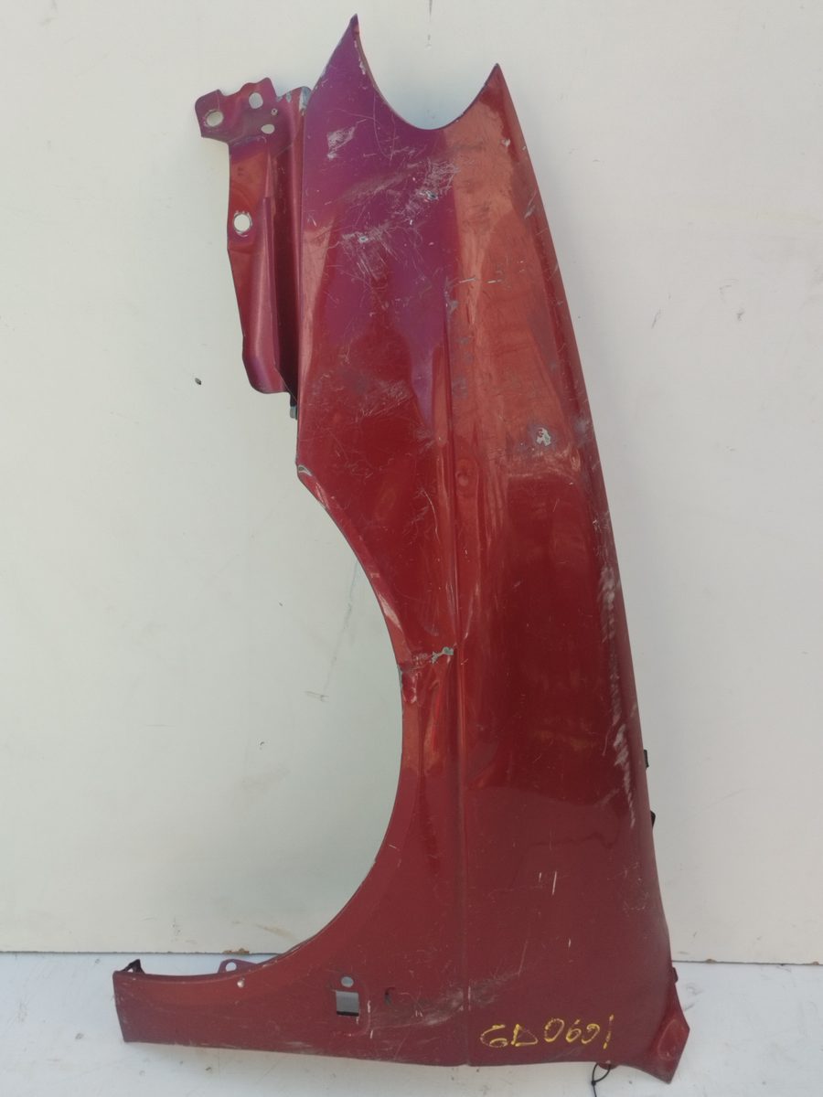 Guardabarro Delantero Izquierdo Renault Megane I Classic (LA0) 1996-2001 Diesel