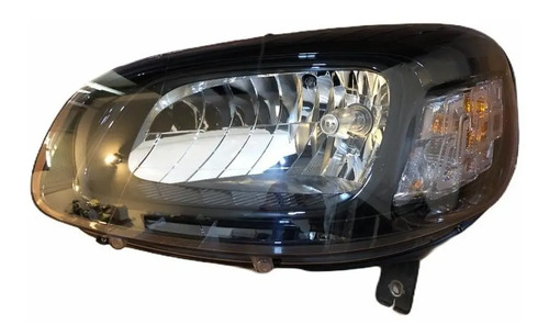Semioptica Fiat Uno Attractive 2016 Fondo Negro Izquierda
