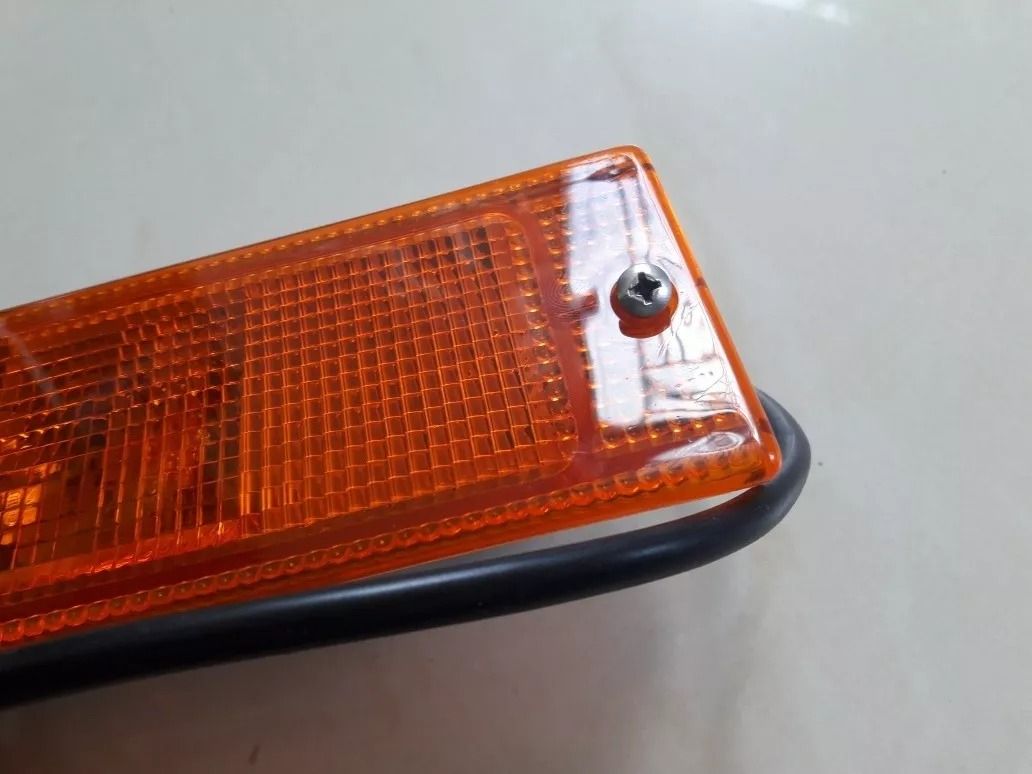 Acrílico Señalero Vw Passat 85/88 Izquierdo Original