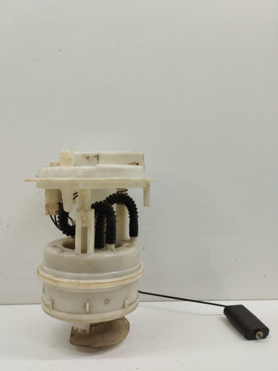 Bomba De Combustible Peugeot 206 Berlina 1998-2010 XT 1.4L 55kW 9642124080