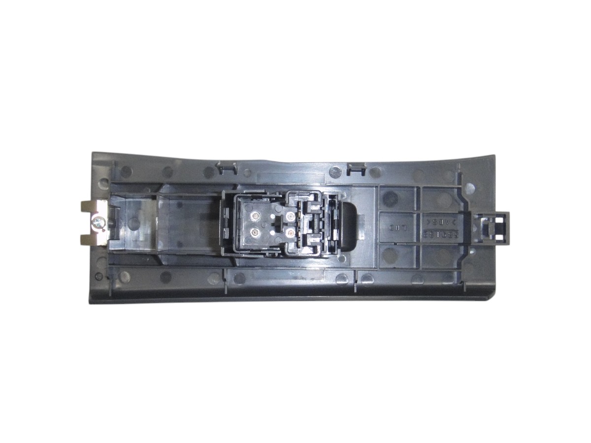 INTERRUPTOR L/CRISTAL PTA DEL DER *CHEVROLET S10 COLORADO