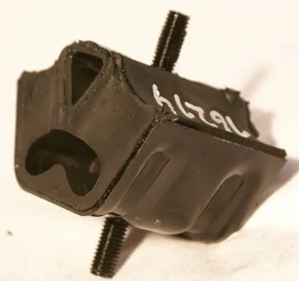 SOPORTE MOTOR DEL VW GOL-PASSAT 79