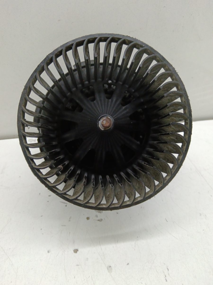 Motor Calefaccion Peugeot 307 (S1) 2001-2005 XT 2.0L 66kW B6830P
