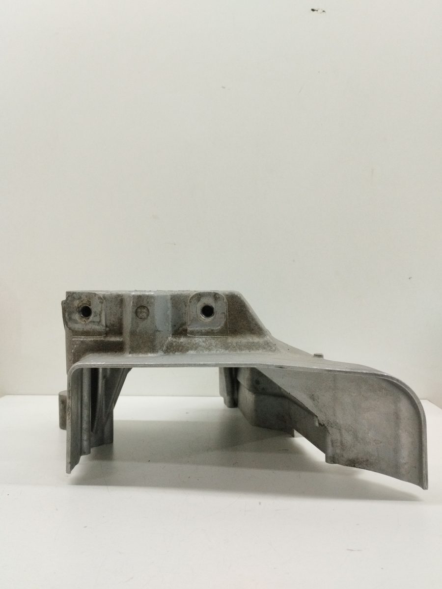 Soporte Motor Derecho Volkswagen Up! (121) 2011-2016 * 04C199207E