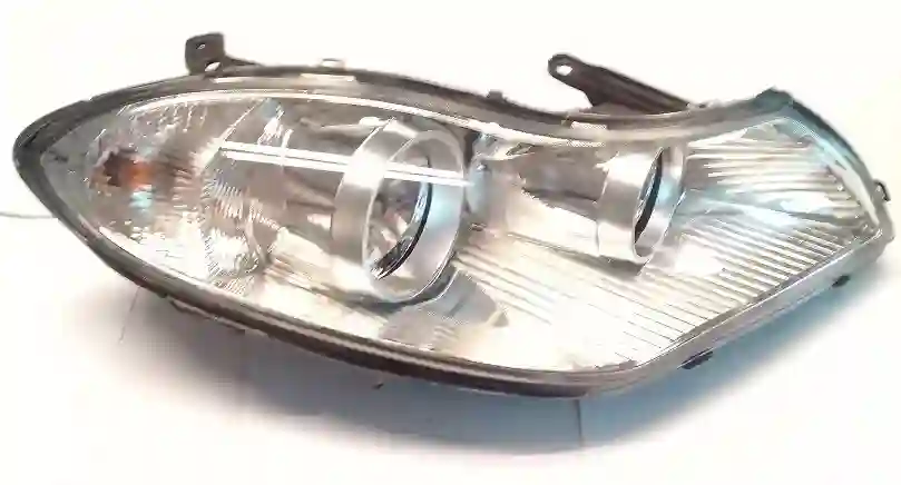SEMIOPTICA DER CHERY FULLWIN 11 (SEDAN)