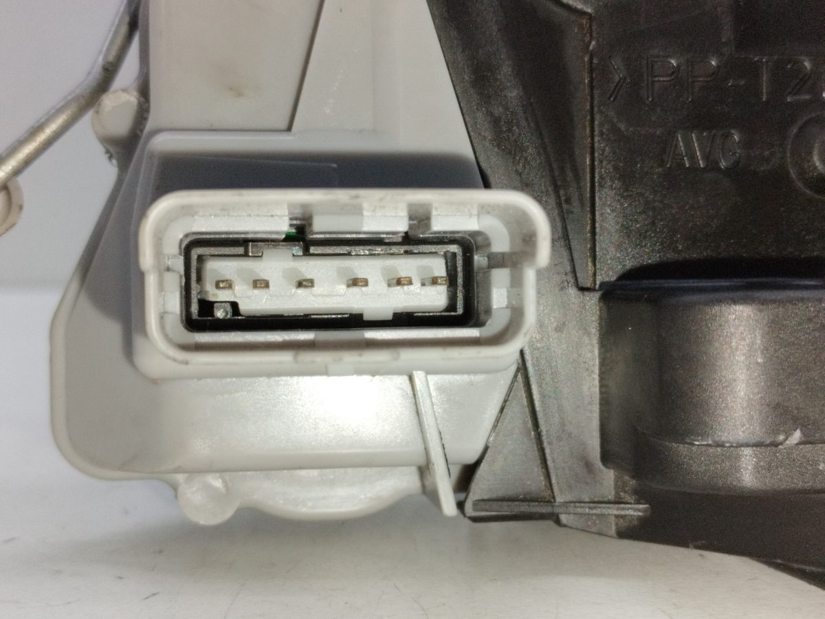 Cerradura Puerta Delantera Izquierda Peugeot 307 (S1) 2001-2005 XT