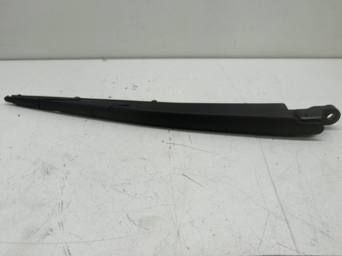 Brazo Limpia Luneta Chevrolet Captiva 2006-2016 VCDI LS