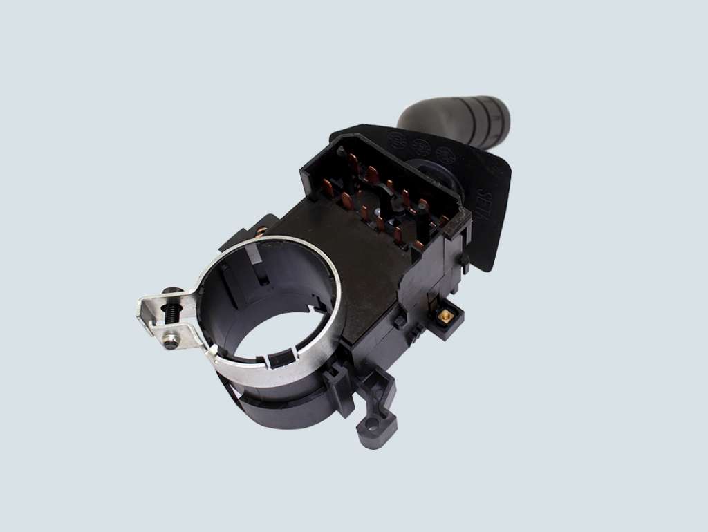 LLAVE BAJO VOLANTE VW GOL V/FOX/ETC SEÑALERO