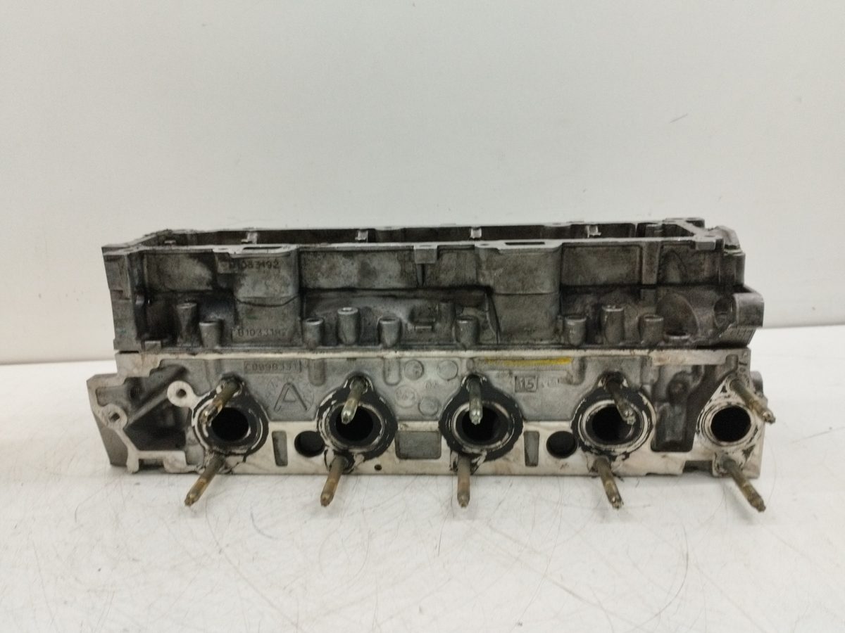 Tapa De Cilindros Citroën C3 1995-2010 1.4 HDi CAT (8HY / DV4TED4) 1.4L 66kW 9636896980