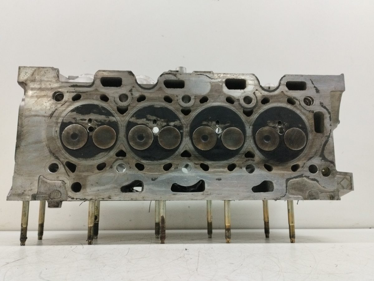 Tapa De Cilindros Citroën C3 1995-2010 1.4 HDi CAT (8HY / DV4TED4) 1.4L 66kW 9636896980