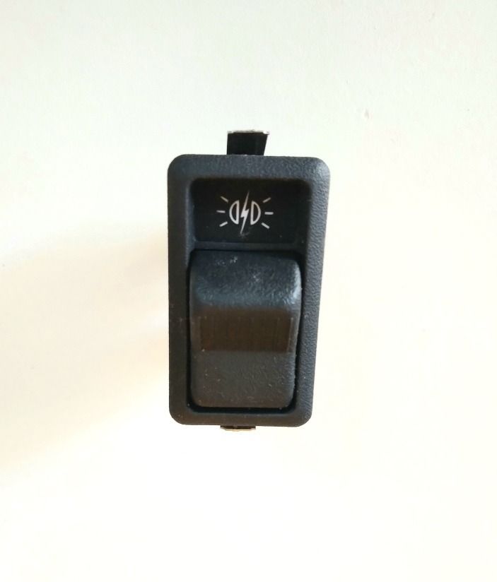 Botón Interruptor De Techo Ford Escort