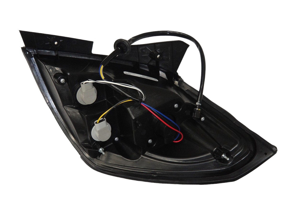 FARO TRASERO IZQUIERDO CHEVROLET CAPTIVA 2008/2012