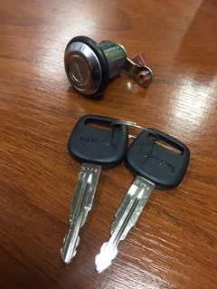 CILINDRO VALIJA TOYOTA COROLLA 86
