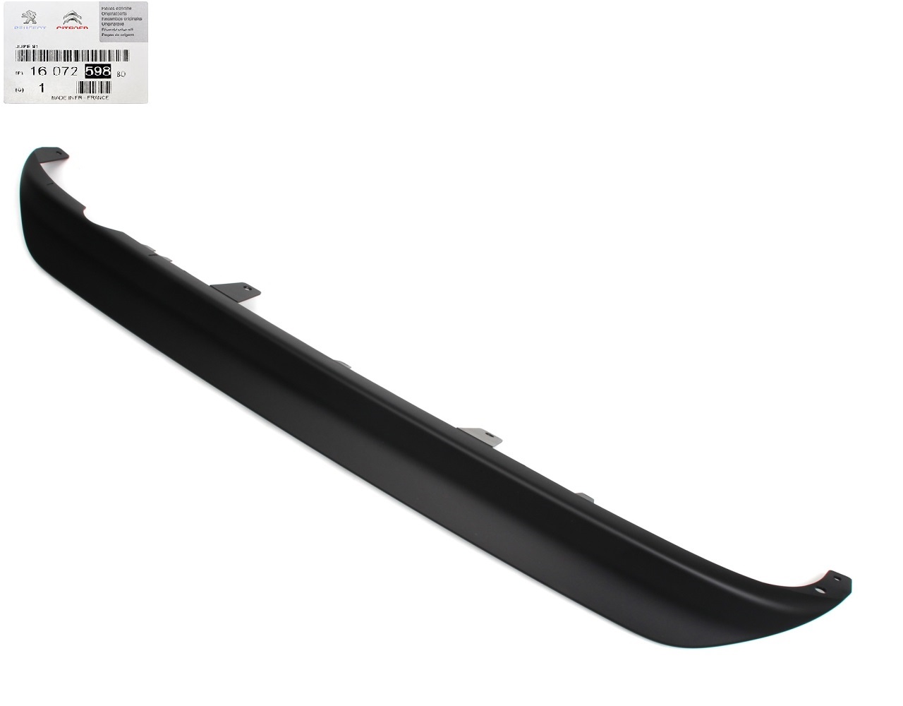 Moldura de paragolpe trasero