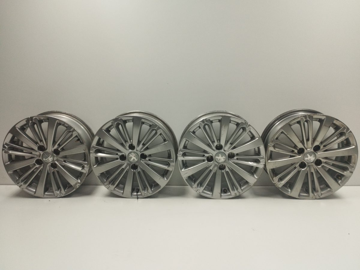 Juego De Llantas Peugeot 208 2012-2019 Active 9808137577