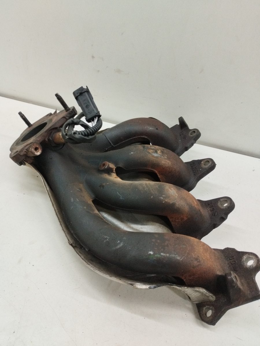 Multiple Escape Renault Megane Ii Berlina 5p 2002-2009 Confort Authentique 114168