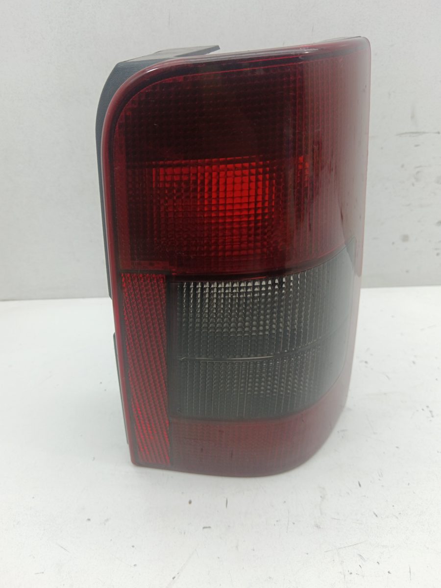 Farol Trasero Derecho Exterior Peugeot Partner (S2) 2002-2008 Combi Pro